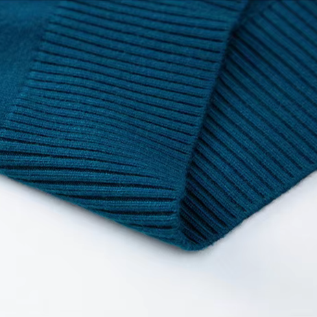 FRENZA | Turtleneck SWEATER