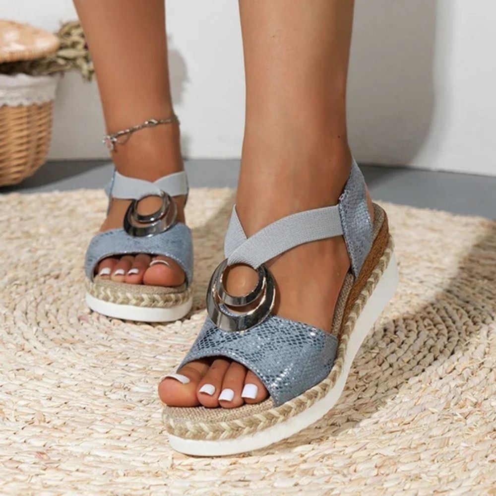 Vaya™ |  Sandals